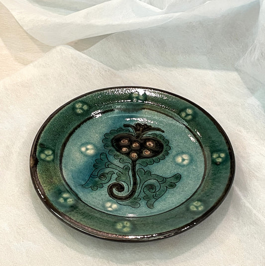 【新商品】リシタン陶器・手描き模様・17センチ皿 D(一点もの)
