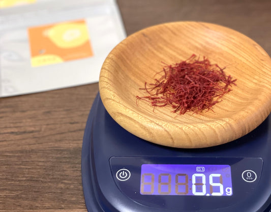 秋の花クロッカス【サフランの効能】秋咲きクロッカス花の雌蕊・サフラン(チャック袋0.5グラム入り)アフガニスタンのヘラート産【レターパックライト・全国一律430円配送可です】