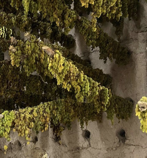 NEW入荷しました!【お徳用大袋シリーズ】鉄分やカルシウムも★細長いグリーンレーズン400g、無糖・天日干し、そのまま食べれる無油・アフガニスタン産【1袋まではレターパックライト・全国一律430円配送】