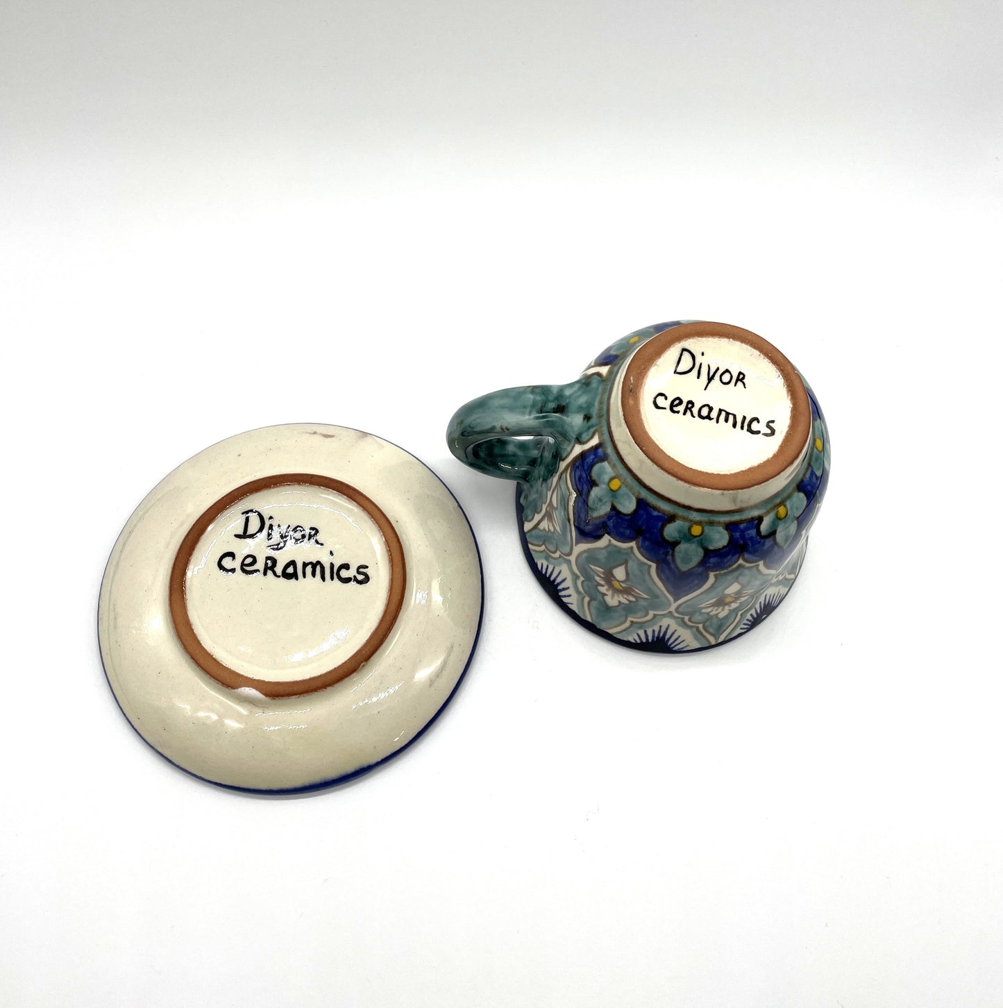 入荷しました★化粧箱入りギフト包装【リシタン陶器C】コーヒーカップ＆小皿ソーサーのセット