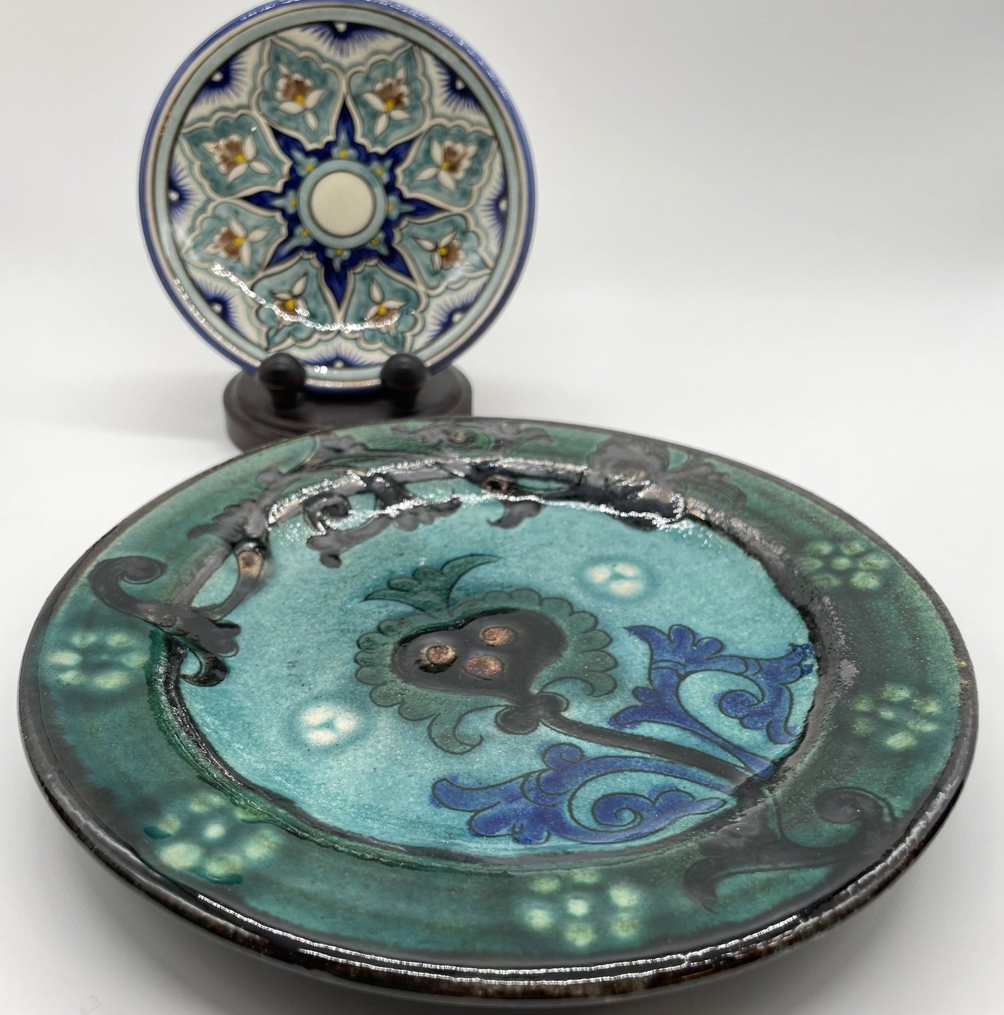 NEW【日本の本漆金つぎ×リシタン陶器】リシタン陶器「ザクロの花」直径17.5センチ皿・手描き模様（一点もの）