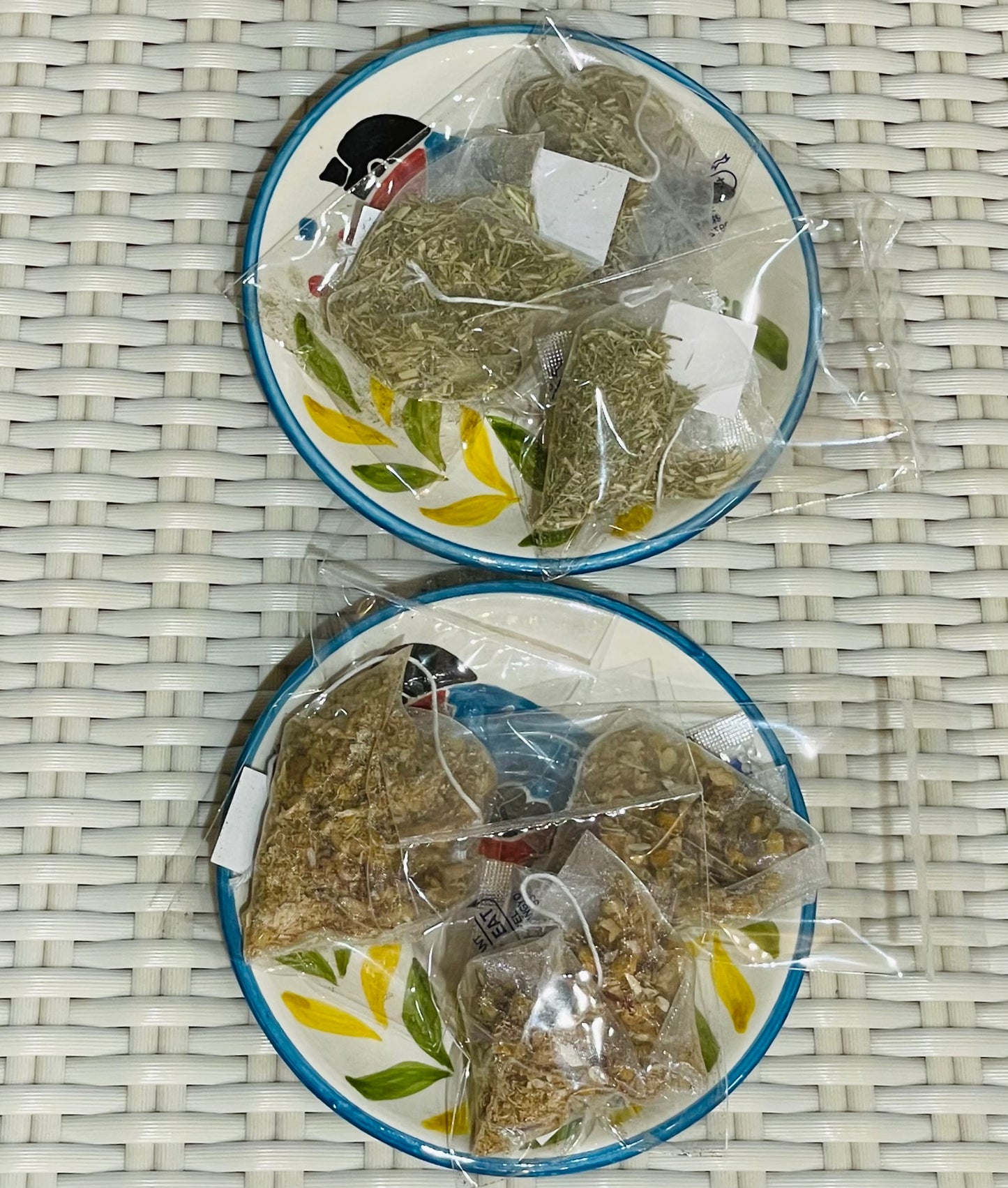 NEW【個包装ティーバッグのアソートA】カモミール（サフラン入り）３包＆レモングラス３包【レターパックライト対応可・全国一律430円配送可】