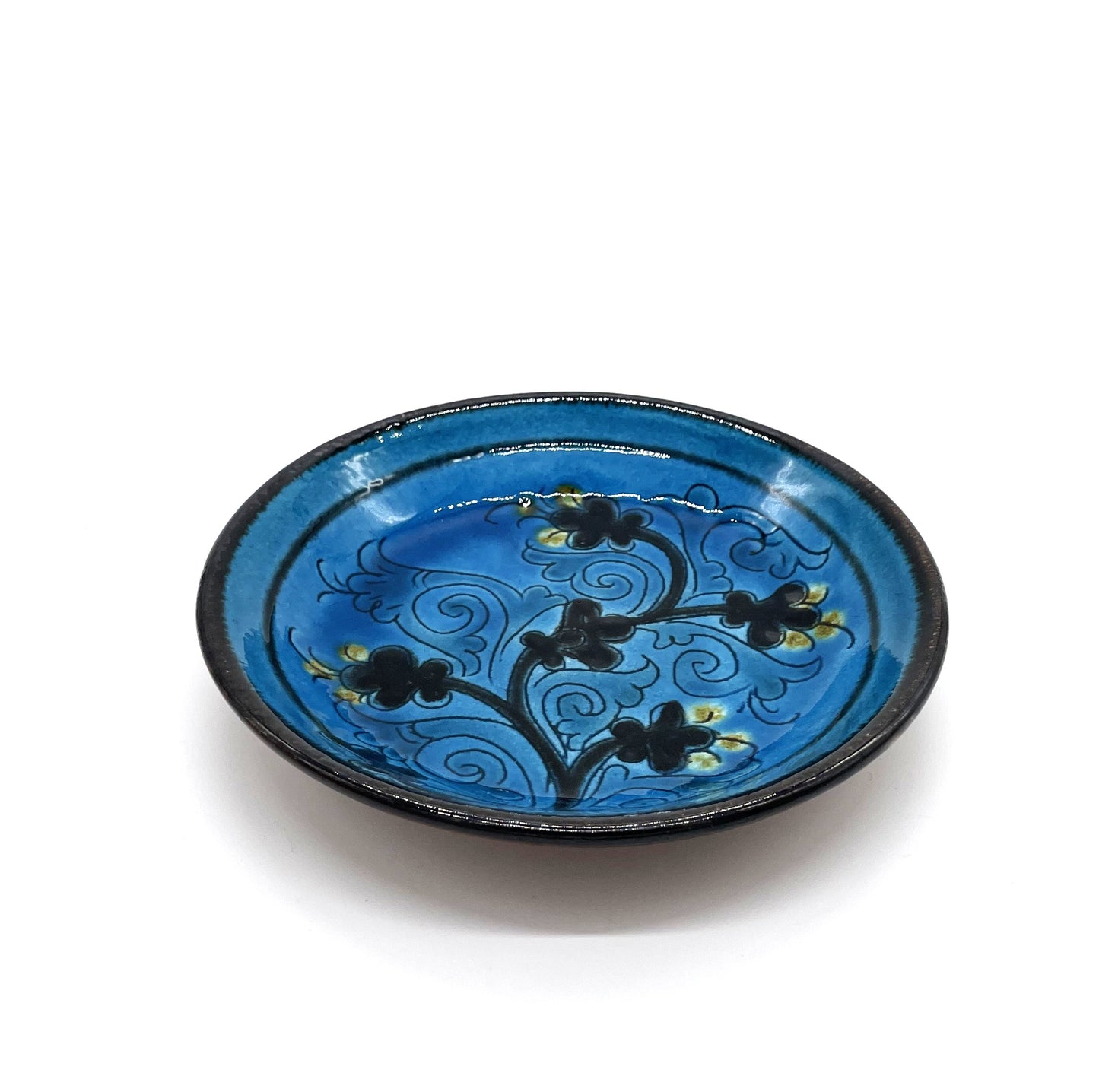 ★６月のNEW【しまろぜ×リシタン陶器販売１周年記念その３】陶芸家サイン入り皿B（リシタン陶器・一点物の手描き・直径１３．５ｃｍ）