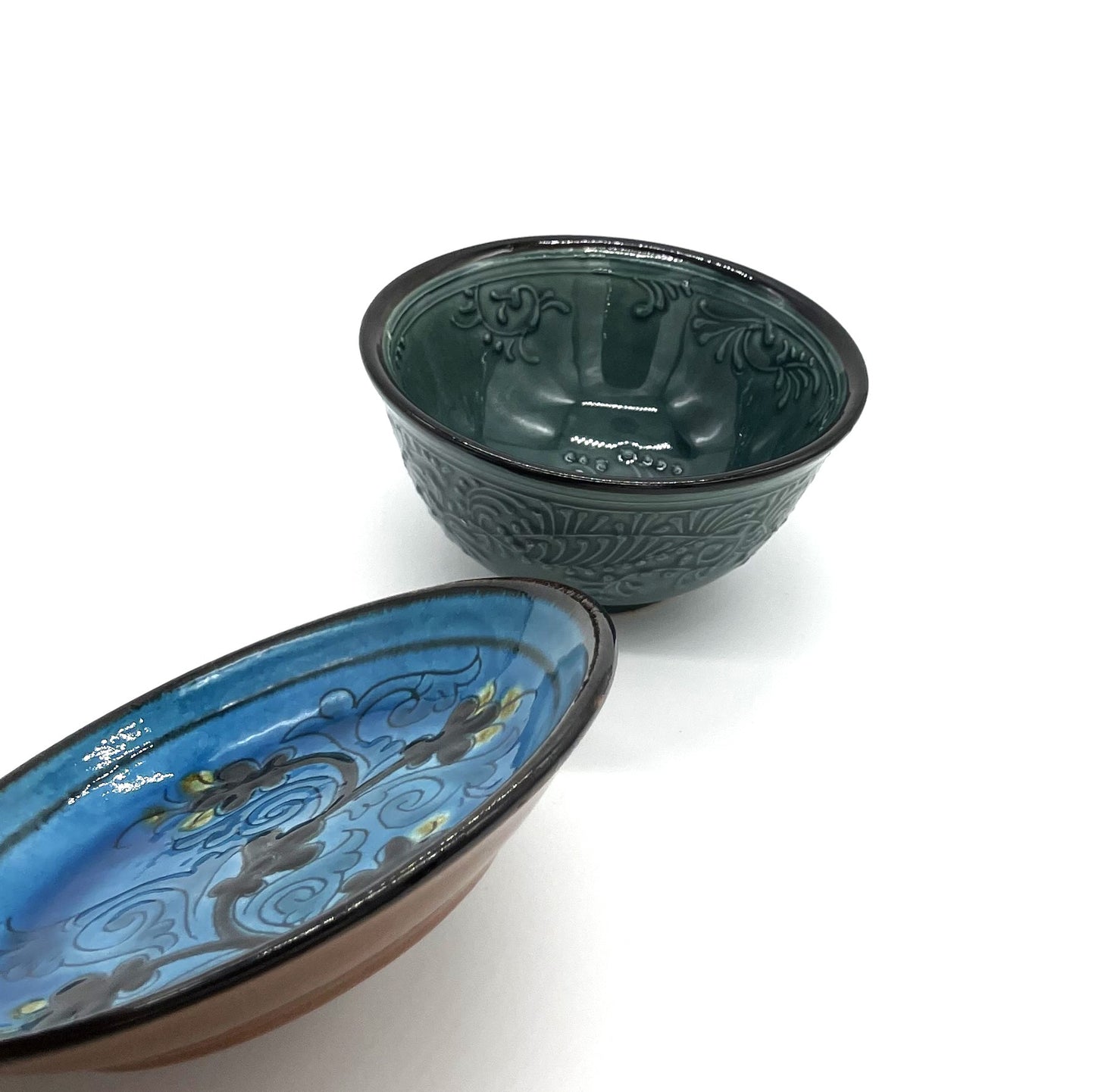 ★６月のNEW【しまろぜ×リシタン陶器販売１周年記念その３】陶芸家サイン入り皿B（リシタン陶器・一点物の手描き・直径１３．５ｃｍ）